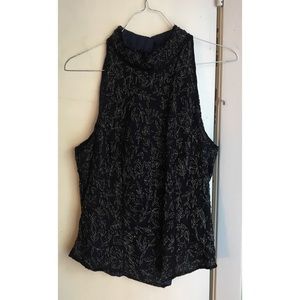 CHIC HIGH-NECK TANK